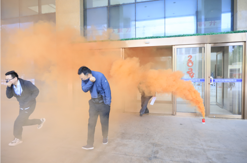 增強(qiáng)消防意識(shí)，筑牢安全底線丨花花牛乳業(yè)集團(tuán)組織消防應(yīng)急演練
