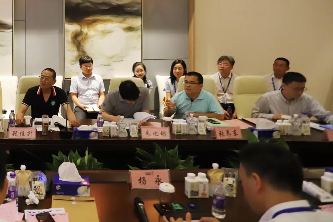 河南首家！花花牛乳業(yè)集團(tuán)通過優(yōu)質(zhì)乳工程驗(yàn)收